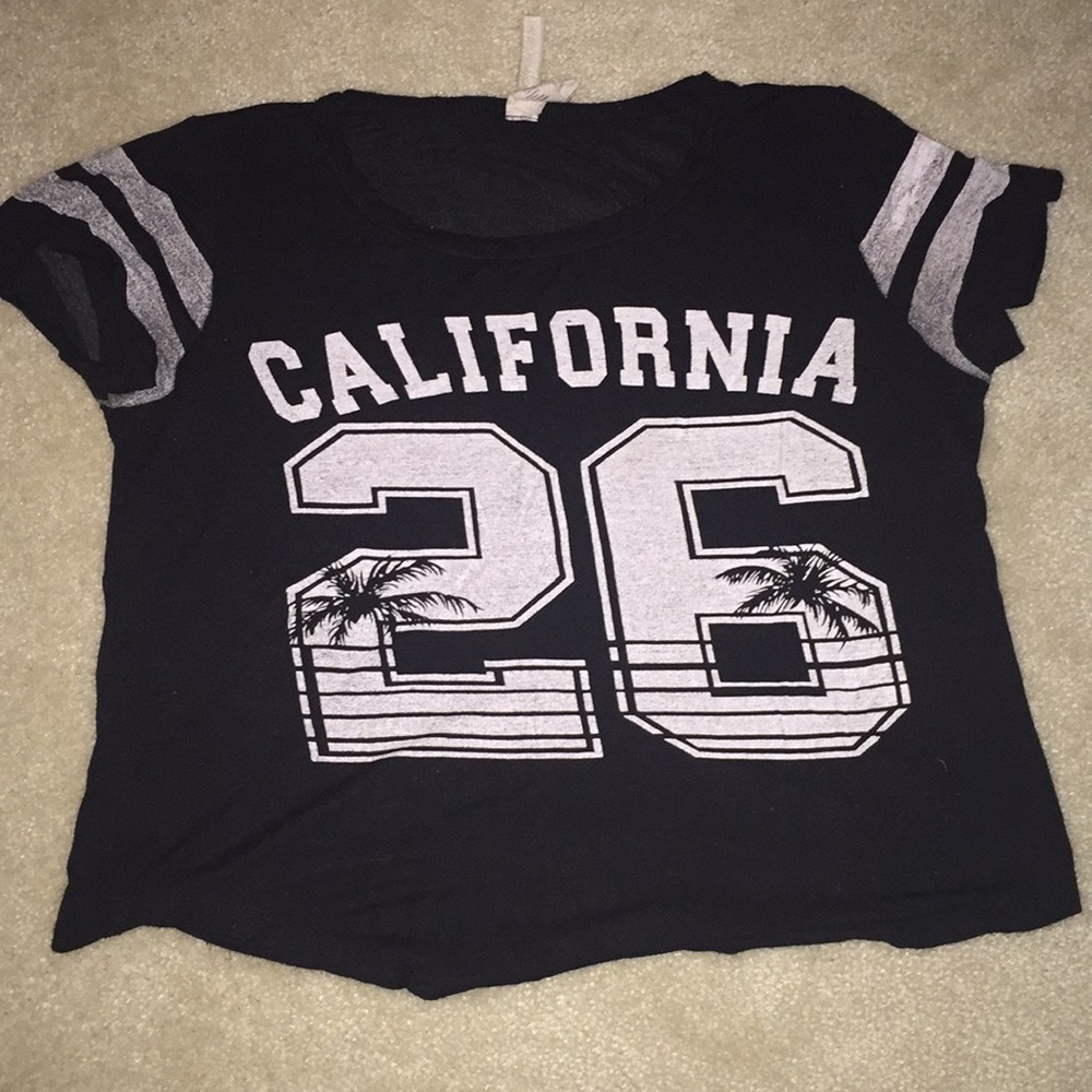 Black T-shirt